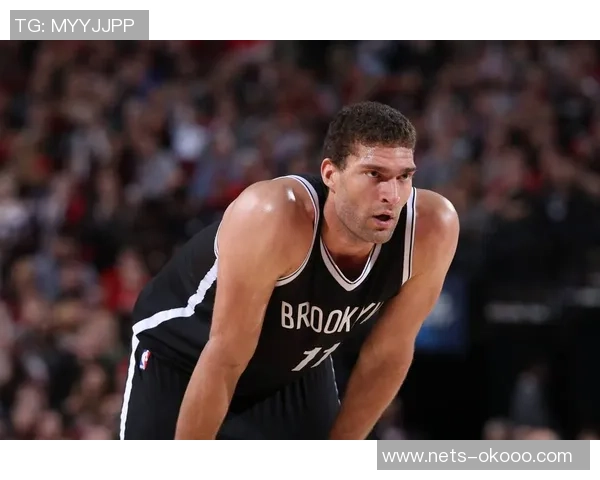 布鲁克洛佩斯：从篮球场上的巨人到全能战士的蜕变之路