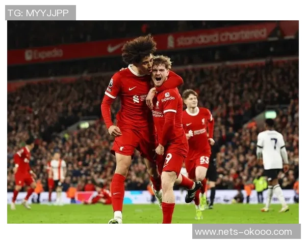 曼联与热刺精彩对决全场录像回放及精彩瞬间分析